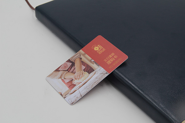 鑰匙扣卡是否可以做成IC ID復合卡，可以的話(huà)有哪些樣式？